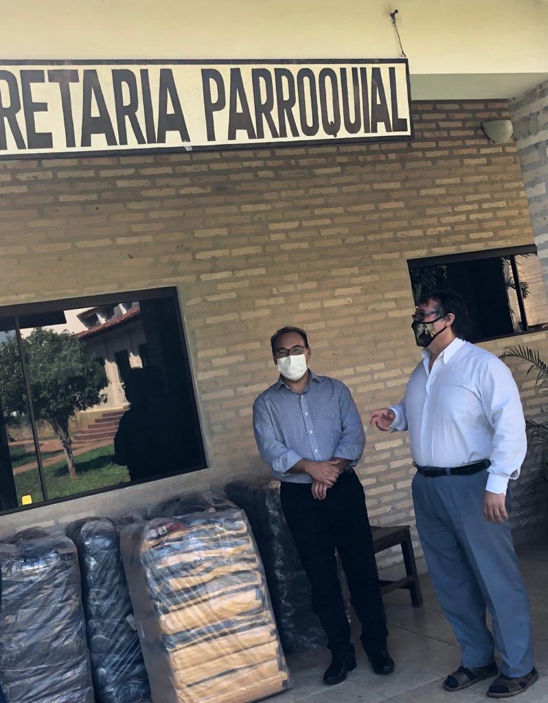 GobCordilleraPy's tweet photo. La Gobernación y la Secretaría de Emergencia Nacional destinaron lotes de frazadas para ser distribuidas a familias de Cordillera en situación vulnerable. https://t.co/B3ugA0W6TA