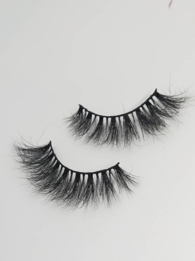 ShesUnmatched_'s tweet photo. Shop #UnmatchedWinks check out our 15-20mm mink lashes providing you with a variety of looks. Link in Bio!✨ #unmatchedbyd #unmatchedvibes #unmatchedwinks #blackownedbusiness #minklashes #eyelashes #atllashes #eyelashgoals #eyelashlove #lashlover #eyelashesonfleek https://t.co/CN7BVRBVUn