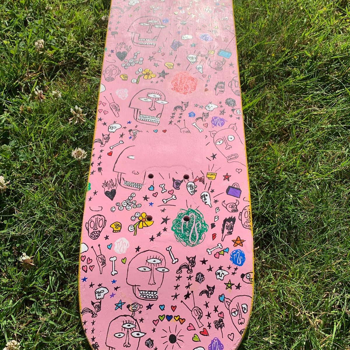 Max_17833's tweet photo. @MODSUN made this skateboard. Needed some wall art, can’t wait to get you to sign it in the space I’ve left so I can truly finish it. Can’t wait to have one of your paintings hanging beside it. #modsun #stayaway #stayawaypianoversion #movie #lookup #modivation #dropthevidtomorrow https://t.co/fPGU29Fgdm