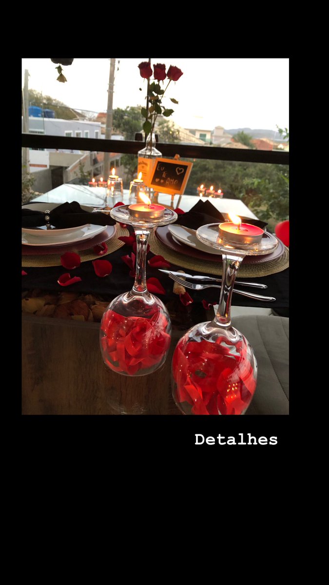 juliamarttiins's tweet photo. Meu primeiro jantar e eu to tão feliz que vou postar aqui também.
Pra quem quiser mais detalhes meu insta: ju_marttinss ❤️🍷🔥 https://t.co/RiyFL68OB3