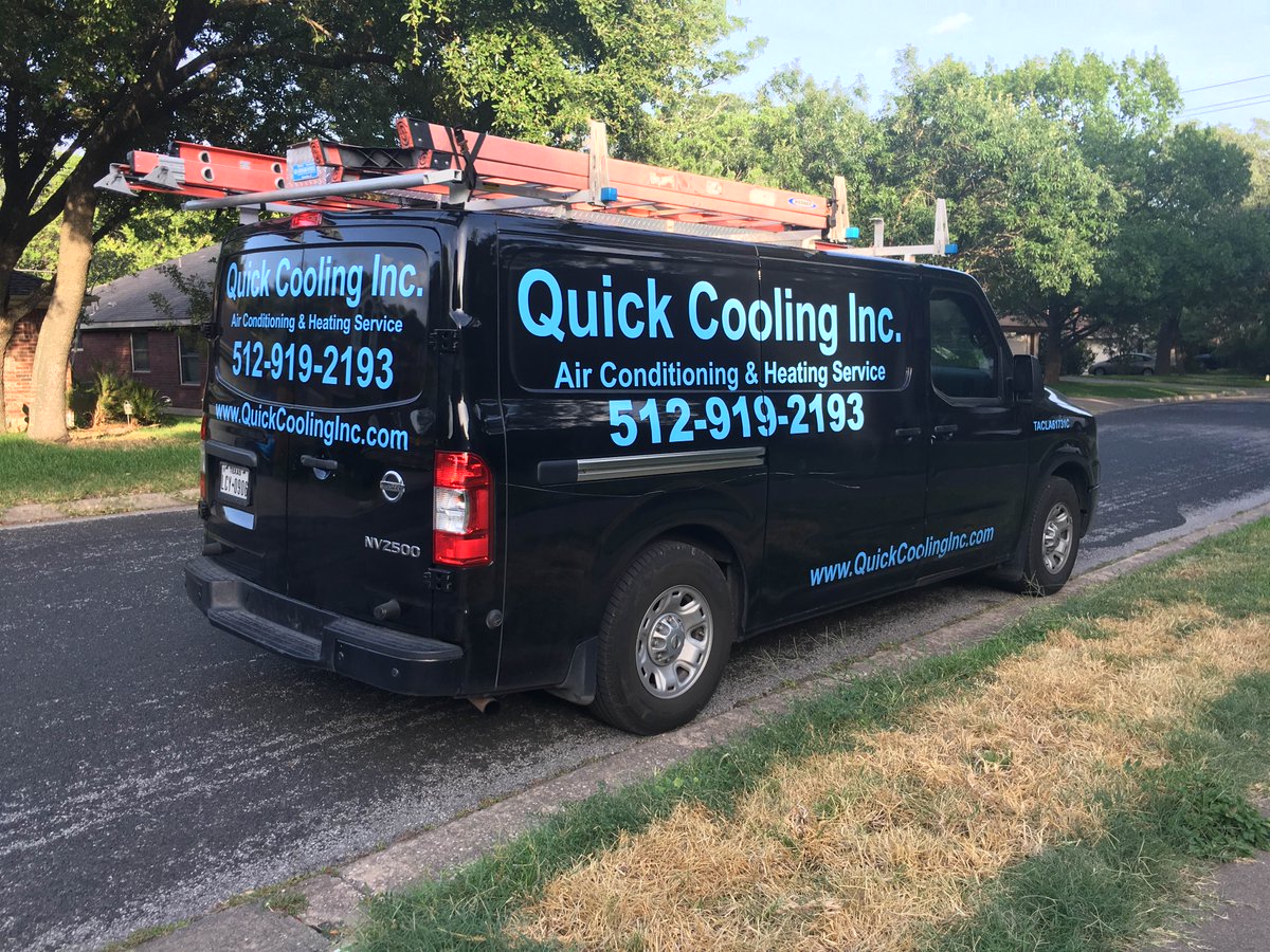 alvinbrown's tweet photo. Out for a short evening walk in my neighborhood, and discovering AC units are dropping like flies based on phrase and brandable domain sightings. 😳🌡🔥

#HVAC #KeepAustinCool #Domains #DomainNames @McCulloughHVAC https://t.co/9To3KMLnAl