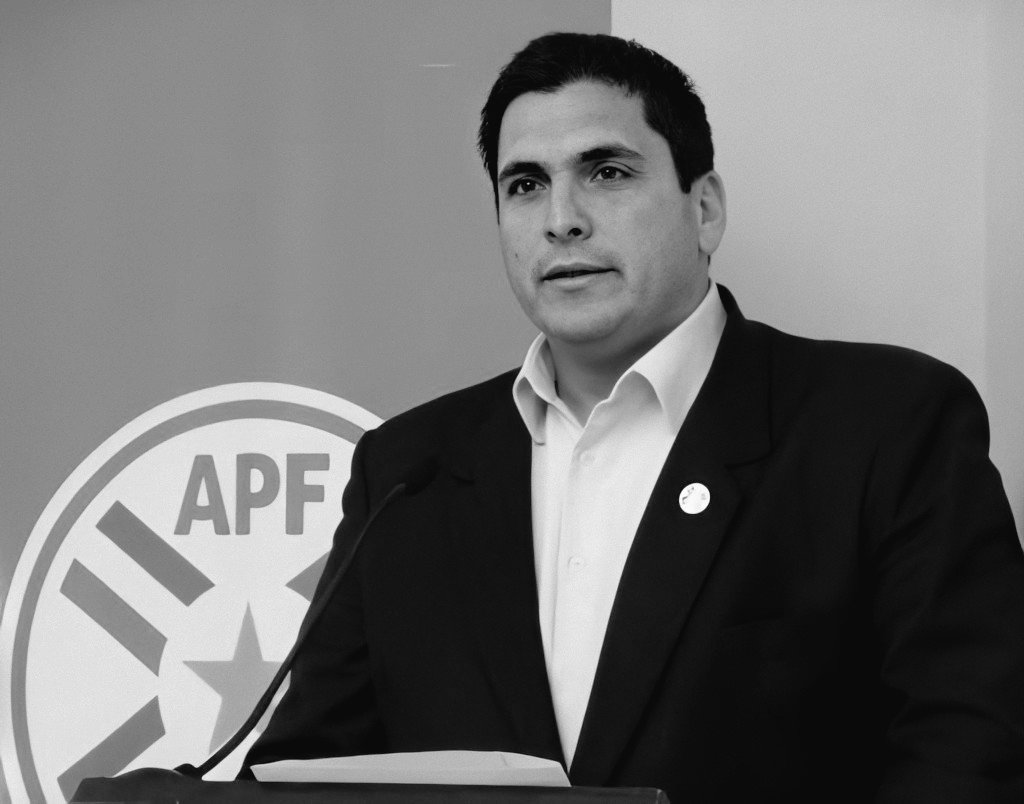SrFutbolPy's tweet photo. ¿Quién más? Todo bajo su mandato...

El único que puede permitir éste circo.

El peor presidente de nuestra historia.

#AndateHarrison 😡 https://t.co/YD8dqZOhgI