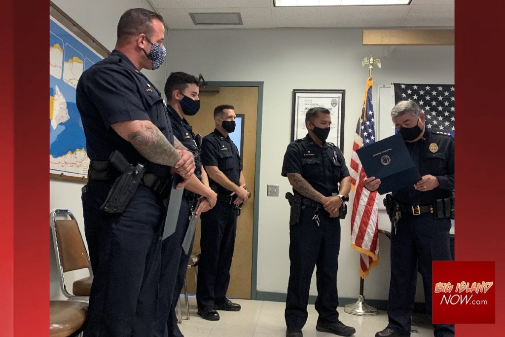 BigIslandNow's tweet image. HPD Officers Recognized for Life-Saving Action Taken During November Fatal Crash bigislandnow.com/2020/07/17/hpd…
