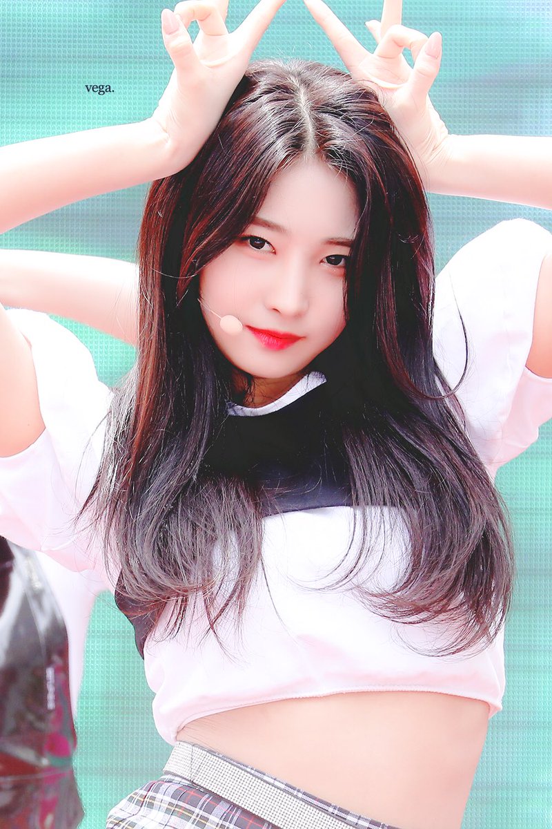 evergIowgallery's tweet photo. © vega_kr
✧ #시현 • #Sihyeon • #에버글로우 https://t.co/tKnMEJADru
