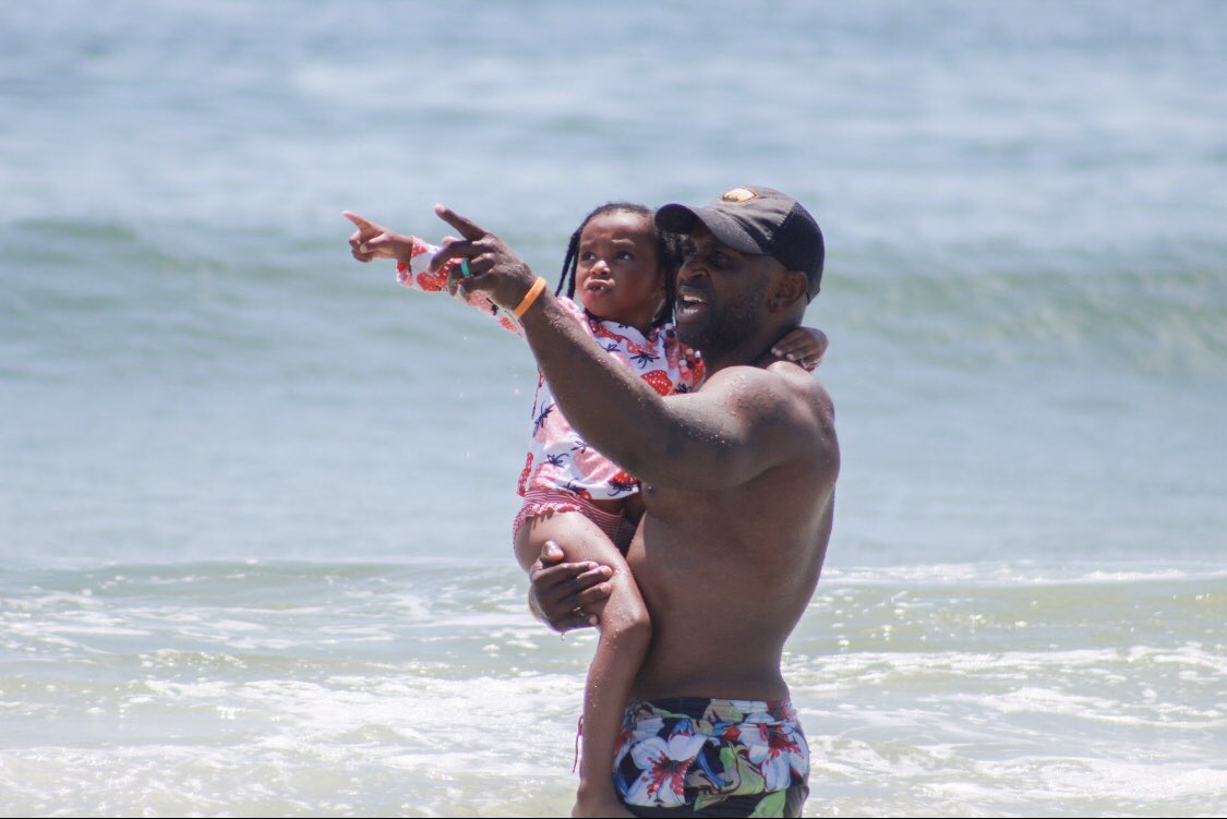 ervin_mack's tweet photo. In a world full of uncertainty, one thing is for certain; our creator is greater than anything of this world. Jesus holds us all! So unplug from the noise & chaos to re-focus, re-prioritize, and re-energize! #themacks #castingmycares #prayers #reflection #theirsmiles https://t.co/c19Ol9AQlh