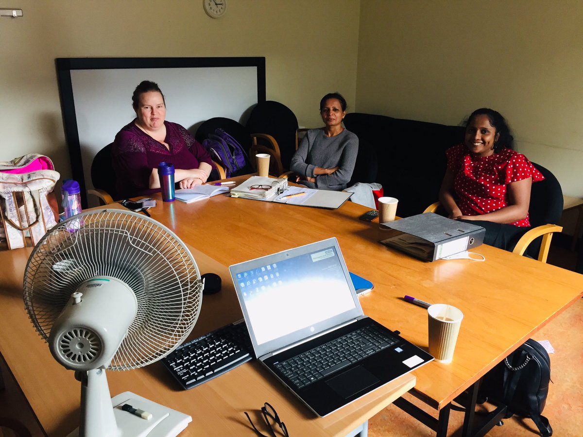 steve51989194's tweet photo. Really enjoyed teaching on the first of many dedicated theatre preceptorship groups today. A whole day of dedicated theatre related education. Thanks so much Harsha, Eileen and Jaya for your enthusiasm #justaroutineoperation? https://t.co/IdmjRwLCIo