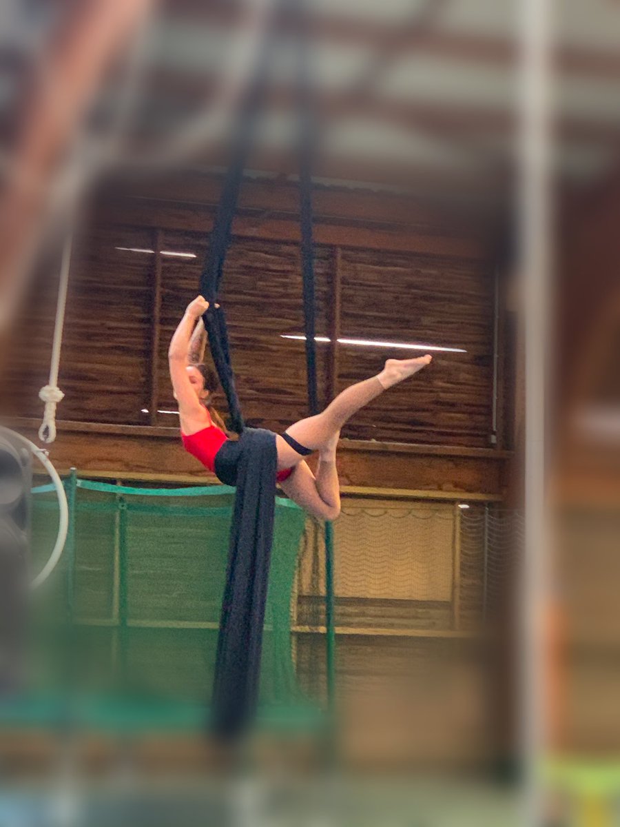 Très belle démonstration de Jeanne &amp; Cloé au Cirque ! #PvBranville #PierreEtVacances #PVCP #NormandyGarden2020 #VillagePV #pierreetvacances