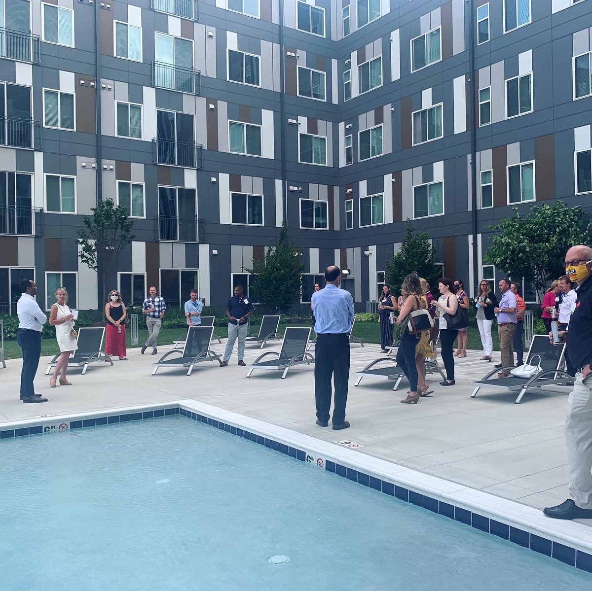 centerwestbalt's tweet photo. We had a great time hosting @ULIBaltimore's Content before Cocktails Event. With so much space in our Sunrise Pool Courtyard we were able to comfortably host everyone and stay #sixfeetapart! Thank you to our sponsors @jdavisarchitects, @centuryengineering, and @americanoffice7! https://t.co/lUdaXXzocf