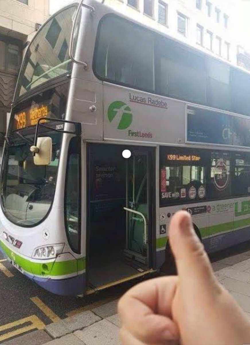 True football people celebrate and honour true LEGENDS!!! 

CONGRATULATIONS <a href="/LUFC/">Leeds United</a> 

U must be proud <a href="/LucasRadebe/">Lucas Radebe</a> 
👏🏾👏🏾👏🏾👏🏾👏🏾👏🏾🔥🔥🔥🥂🍾🥂