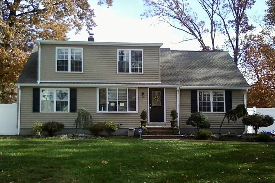 This home suffered damage when a tree fell on it during a storm. M&amp;M Construction Specialist was contracted to make the necessary repairs to the home. New energy-efficient windows were installed in the house, along with new efficient Alside siding, and G… instagr.am/p/CCwZAIFj30Q/