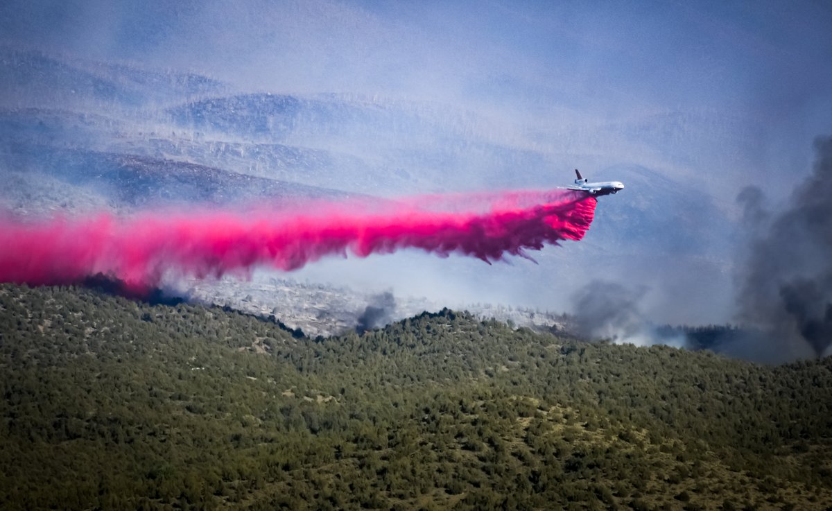 Ten_Tanker's tweet image. Tankers dropping down on the Nevada fires! 

Check out the action from last weeks missions to take down not one, but two of Nevadas biggest fires. 
Hit the link to  find out more: 10tanker.com/post/dropping-…

#MeadowValleyFire
#NumbersFire