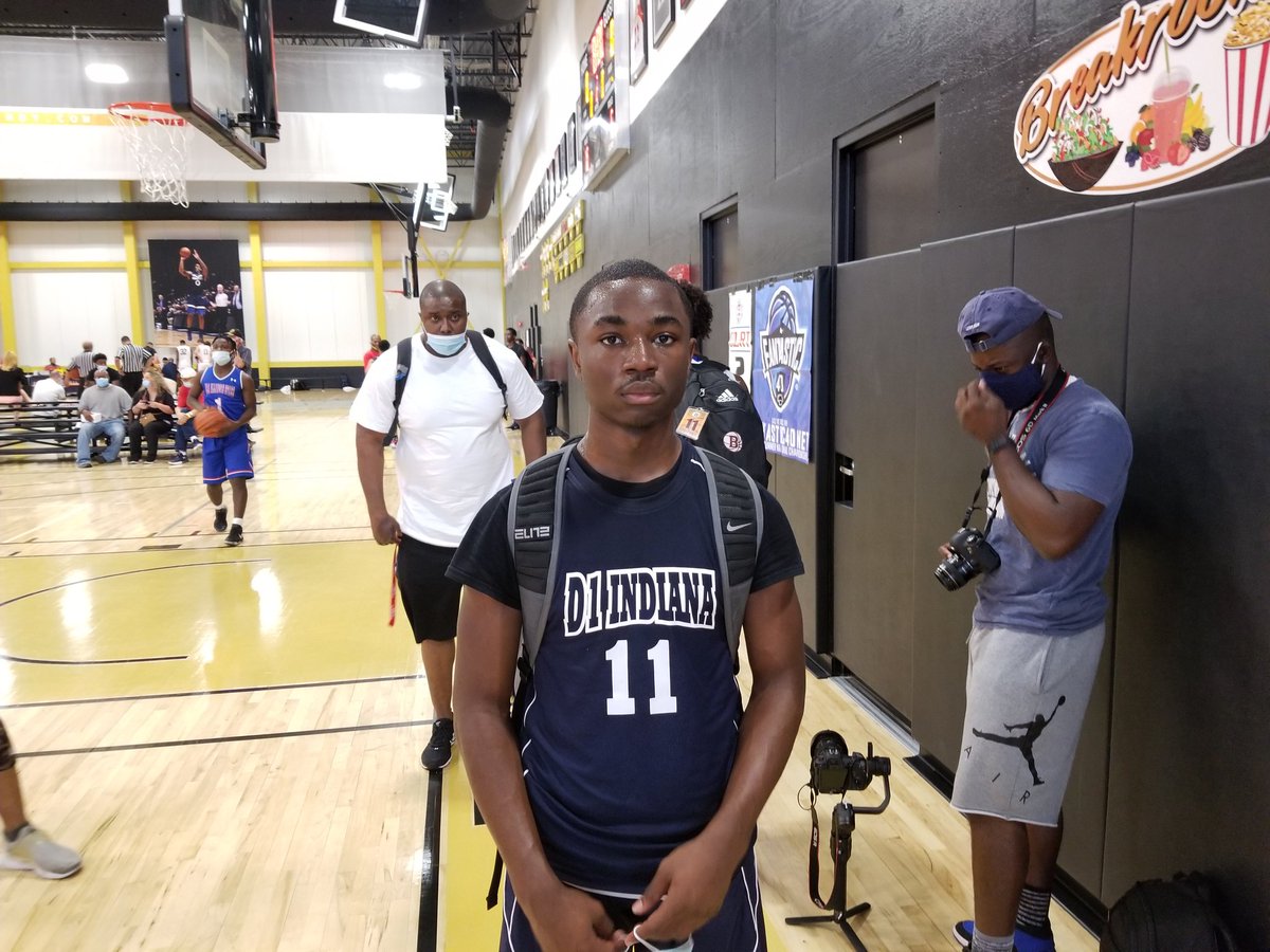 INBBallSource's tweet image. World Hoops Elite came all the way back to take a 59-57 lead on D1 Indiana, but Jamie Hodges and Myles Stringer made plays down the stretch for D1 to win. #Terriffic24