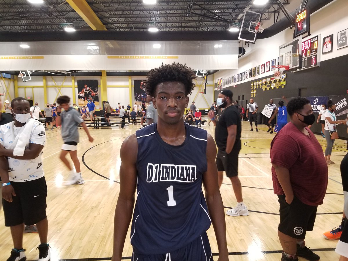 INBBallSource's tweet image. World Hoops Elite came all the way back to take a 59-57 lead on D1 Indiana, but Jamie Hodges and Myles Stringer made plays down the stretch for D1 to win. #Terriffic24