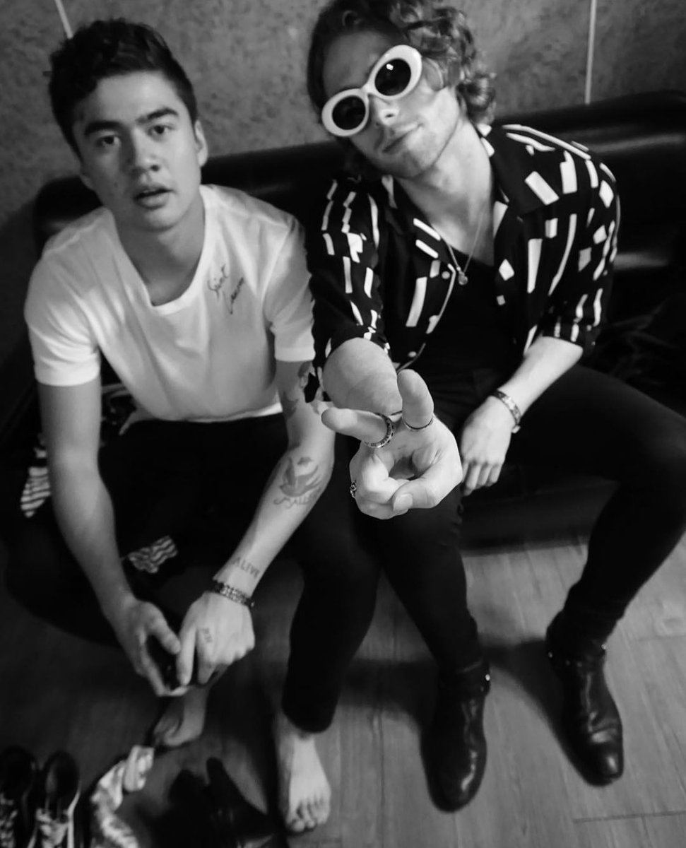 calum hood and luke hemmings: a thread
