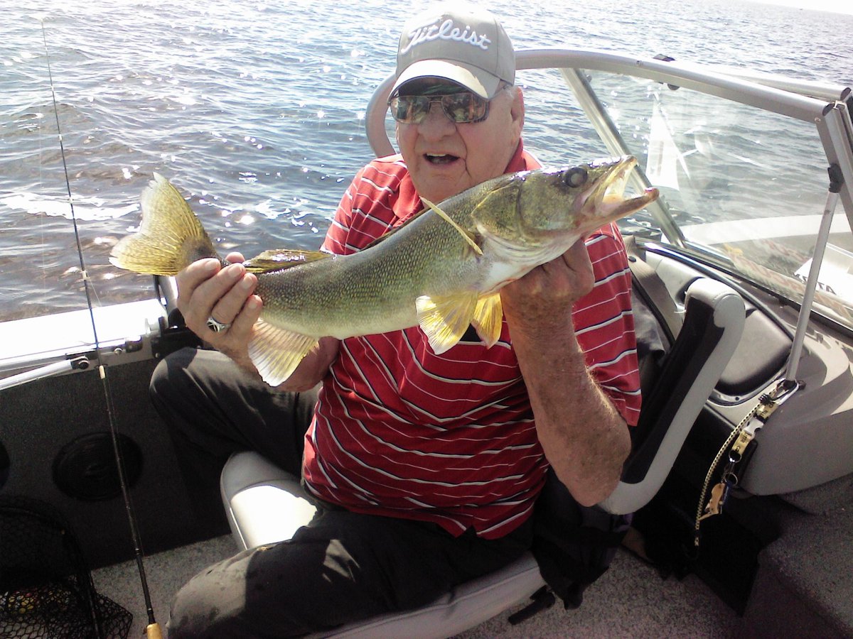 CurtQuesnell's tweet photo. Don and Terry came fishing with me today. Lots of fish of all sizes from real big to real small.
Summer pattern on Lake of the Woods doesn't disappoint.
#WalleyeCapitol
#NCORGuideService
#CleanDrainandDry
#LakeoftheWoodsfishing https://t.co/DM13JdS5fo