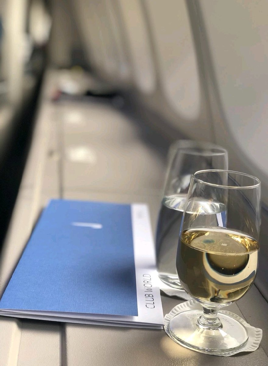 Goodbye <a href="/British_Airways/">British Airways</a> queen of skies!  <a href="/Boeing/">The Boeing Company</a> 747... You will be missed! #747farewell #QueenOfTheSkies #BritishAirways747