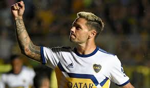 CLMerlo's tweet photo. Mauro Zárate, al final, seguirá en Boca. Sus ganas de quedarse fueron más que las condiciones que le ofreció el club, ya que no tendrá la cláusula de salida en enero que tanto reclamaba, según cuentan en su entorno. https://t.co/mGPDdeZjeU