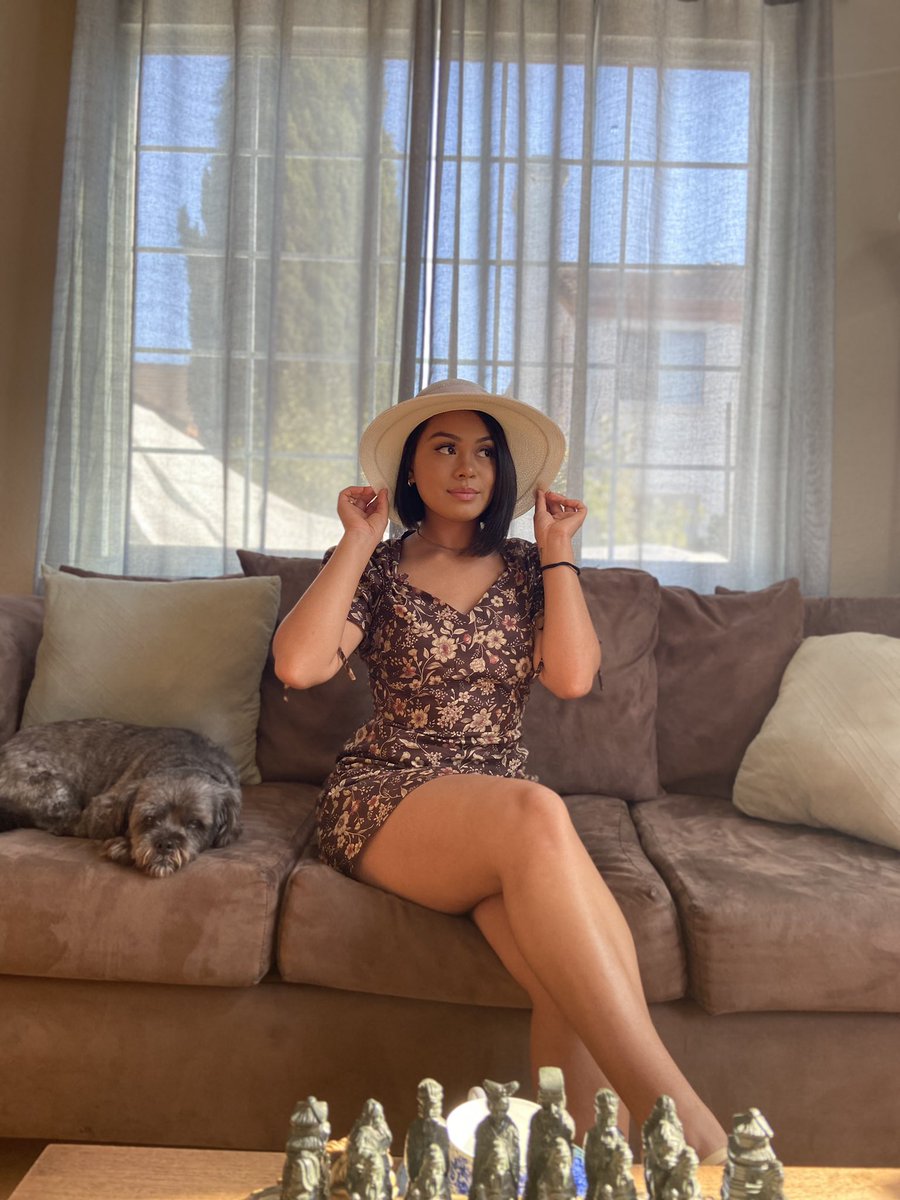 ughhhKMN's tweet photo. 21, Filipina, and Thicc 🌿 https://t.co/i58ihU1gBJ
