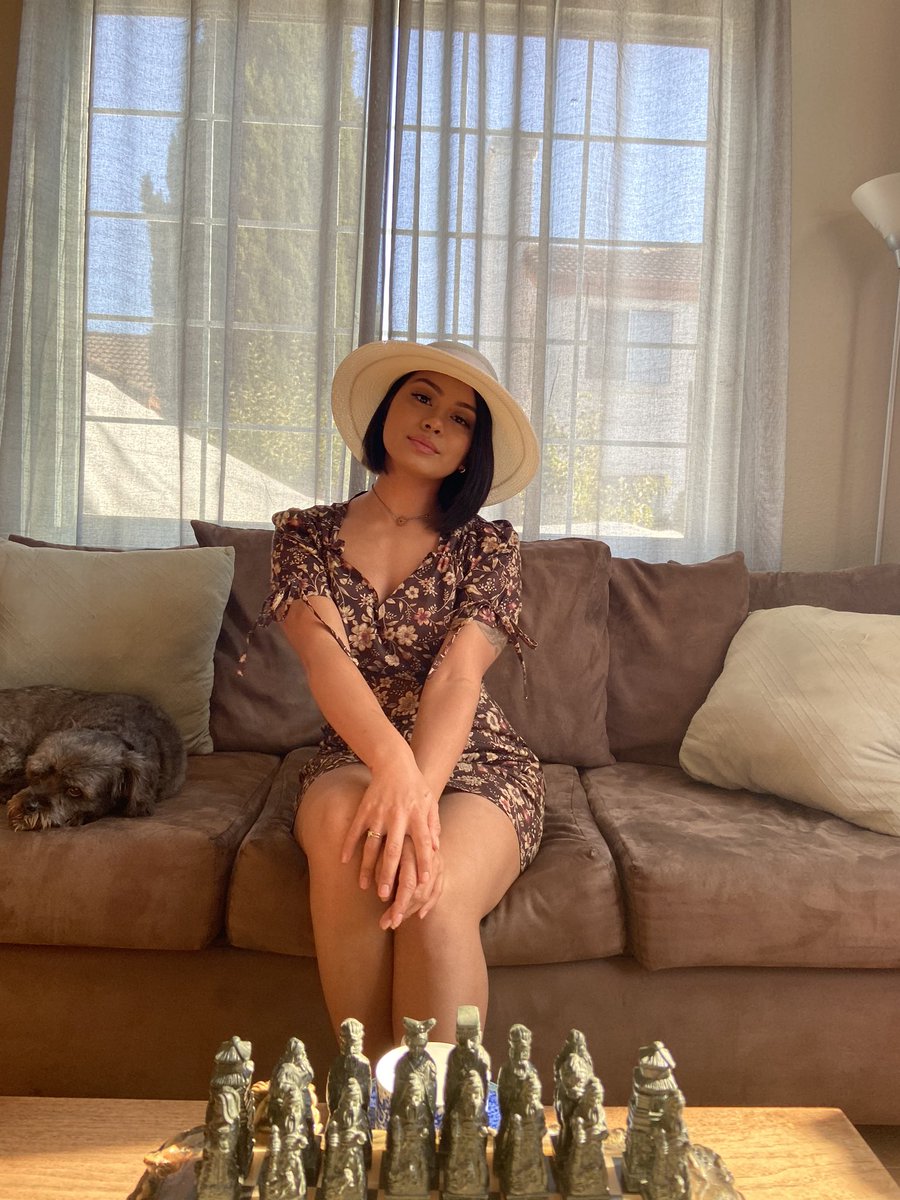 ughhhKMN's tweet photo. 21, Filipina, and Thicc 🌿 https://t.co/i58ihU1gBJ