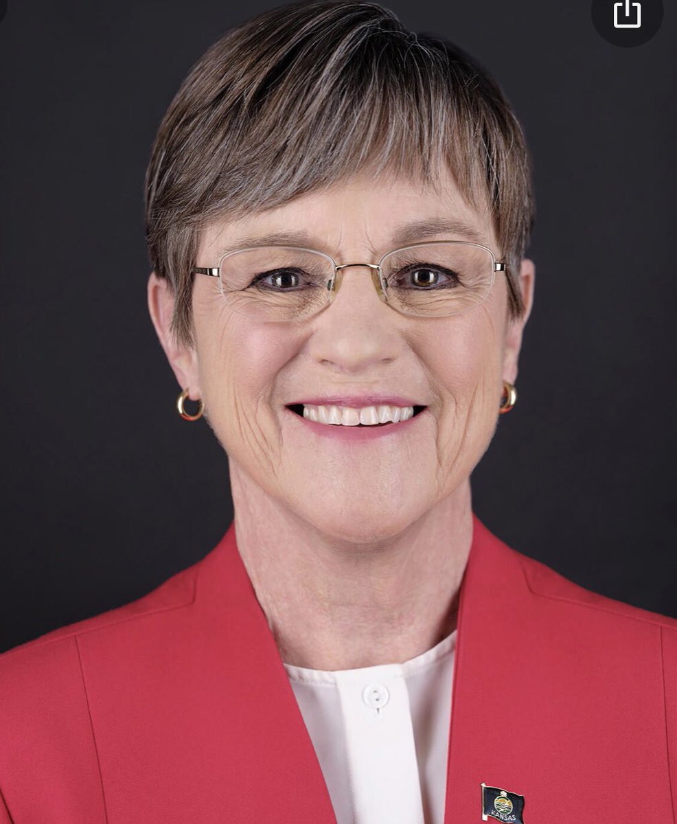 Becca4KS's tweet photo. Gov. Laura Kelly has made the decision to keep Kansas schools closed until after Labor Day. She knows her decision will be criticized, but it was guided by public health experts & science.
#kansaseducation #govkelly #ksschools #ksboe
#becca4ks #jocodems #miamicountydems #ksleg https://t.co/rx5dwBL2aU