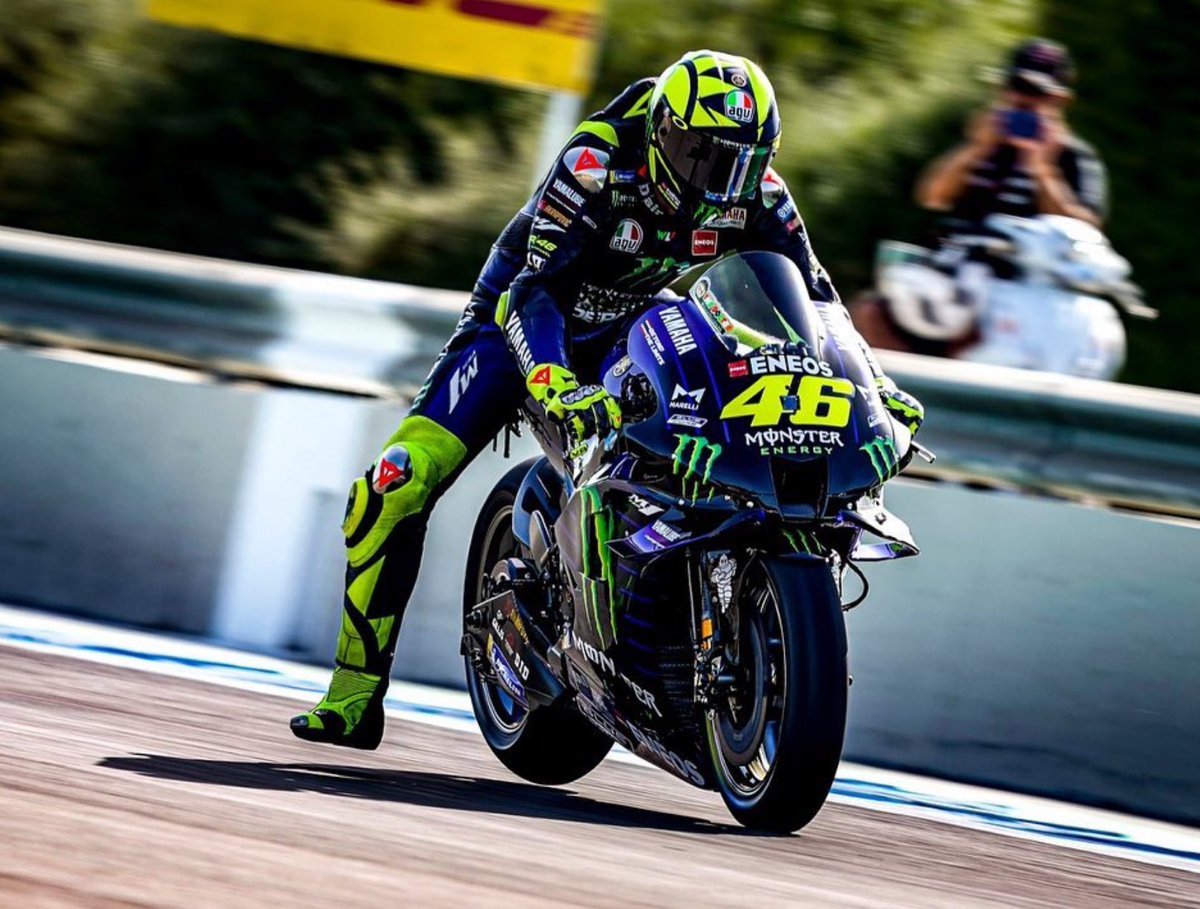 ValeYellow46's tweet photo. Circuito de Jerez, Spain
Friday, free practice
📸 @GigiSoldano @FAlex79 https://t.co/4dGesm5AvE