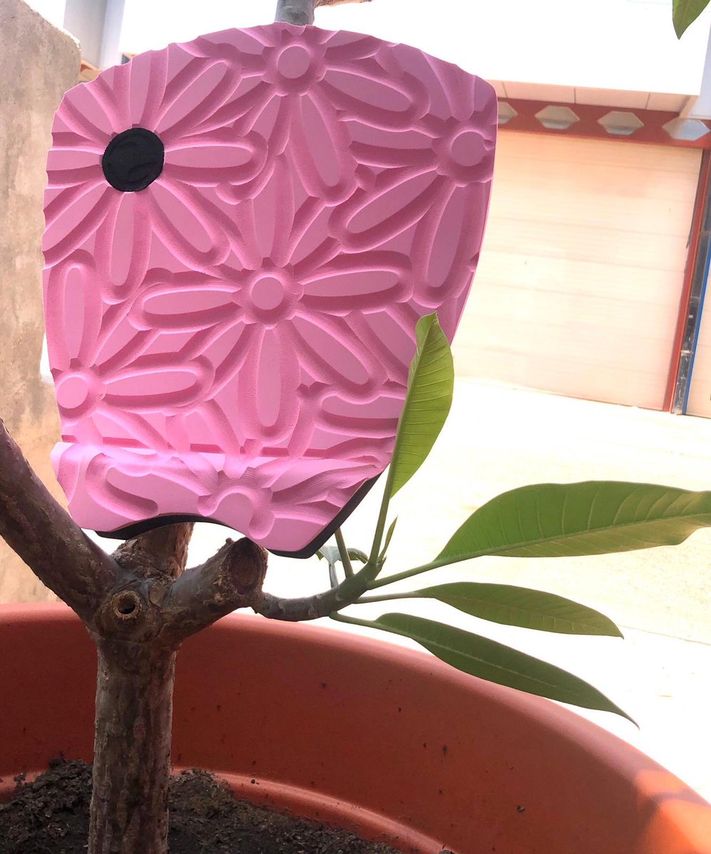 surf_pad's tweet photo. Somos fabricantes Españoles, material Europeo. 
Y tú quieres tener un Grip exclusivo ?. Unico en el mercado. #flores  952 192 162 . https://t.co/AP7SGpI0IN