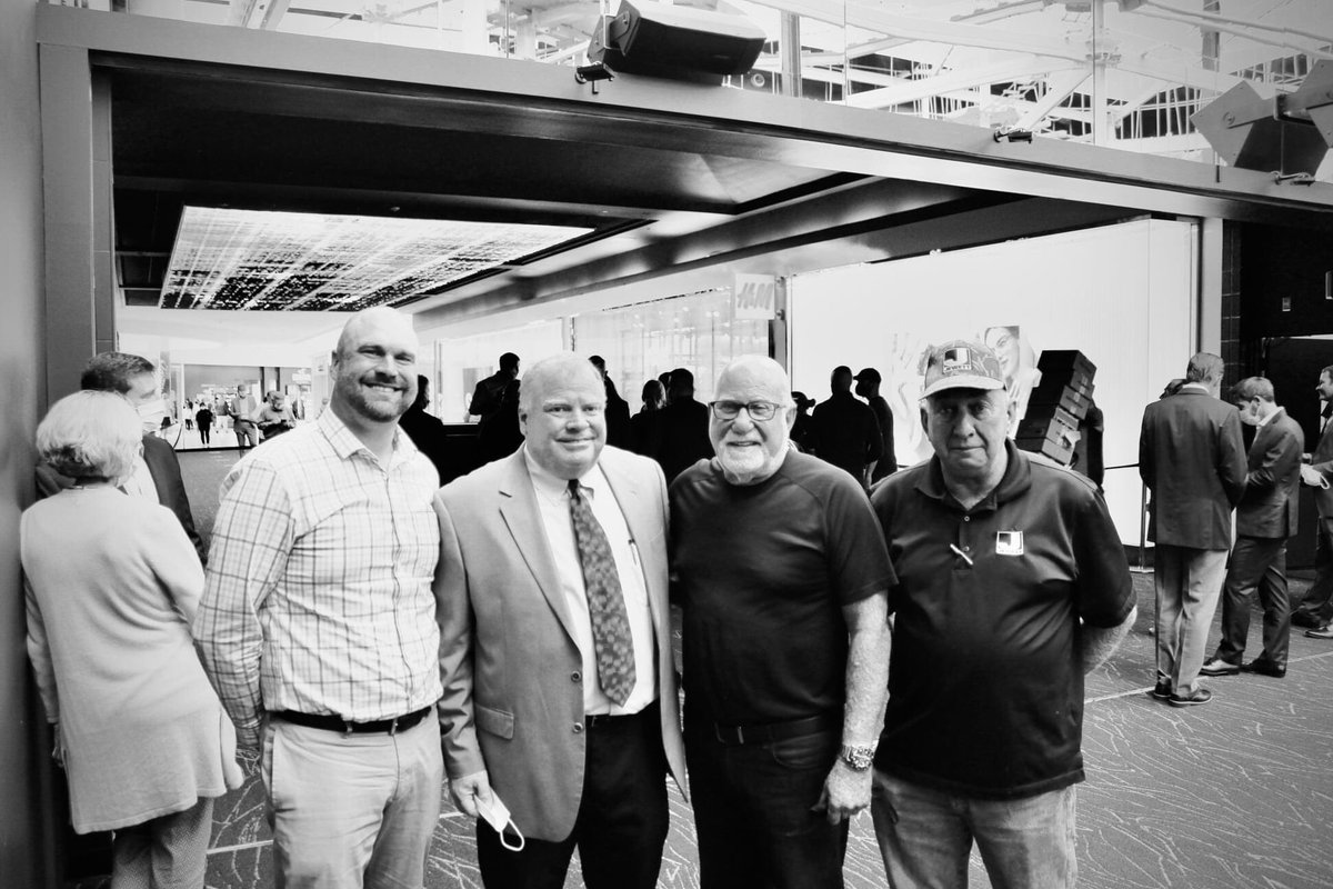 We are proud to be the construction company that brought Jordan's Furniture to Maine. They celebrated it's ribbon-cutting and grand opening today. It is now officially the largest furniture store in the state.

#JewettMaine #PortlandMaine #ribboncutting