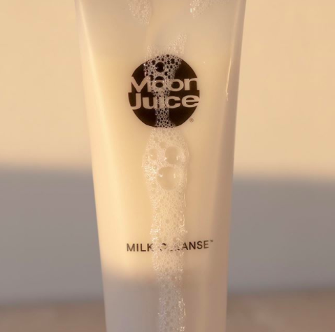 moonjuiceshop's tweet photo. MILKY BUBBLES https://t.co/nqEi49WAPN https://t.co/e083OtMCOE