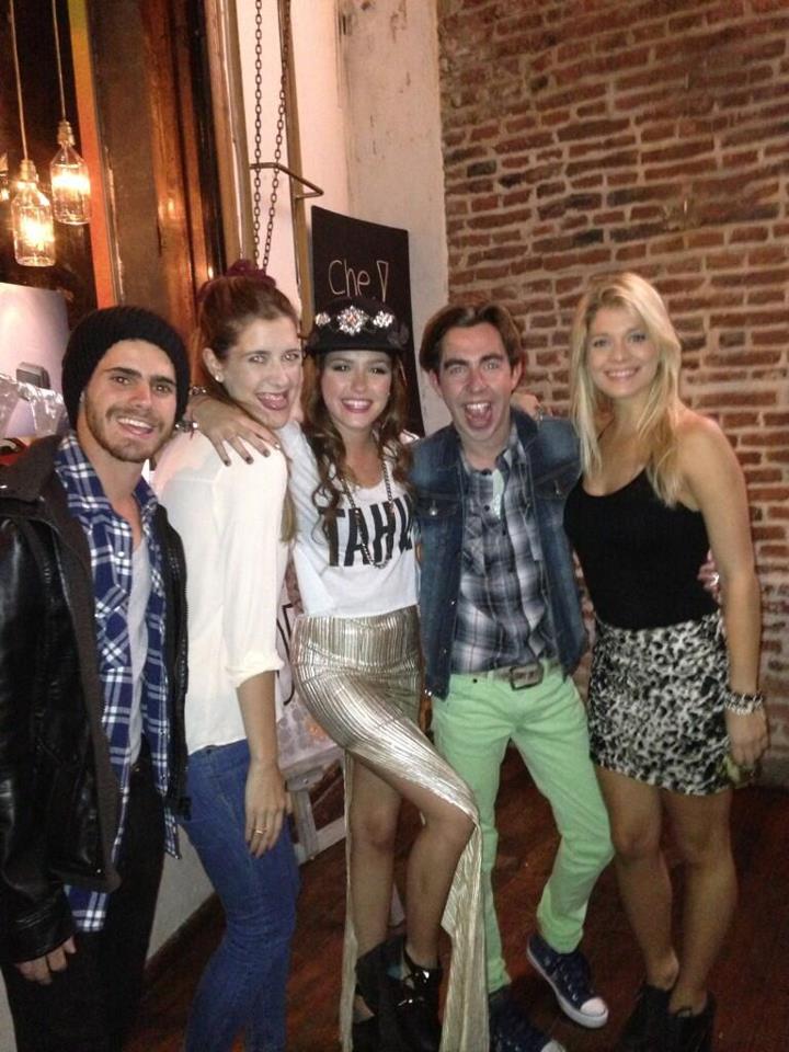 Sarah & John B. (@sarahxjohnb) on Twitter photo 