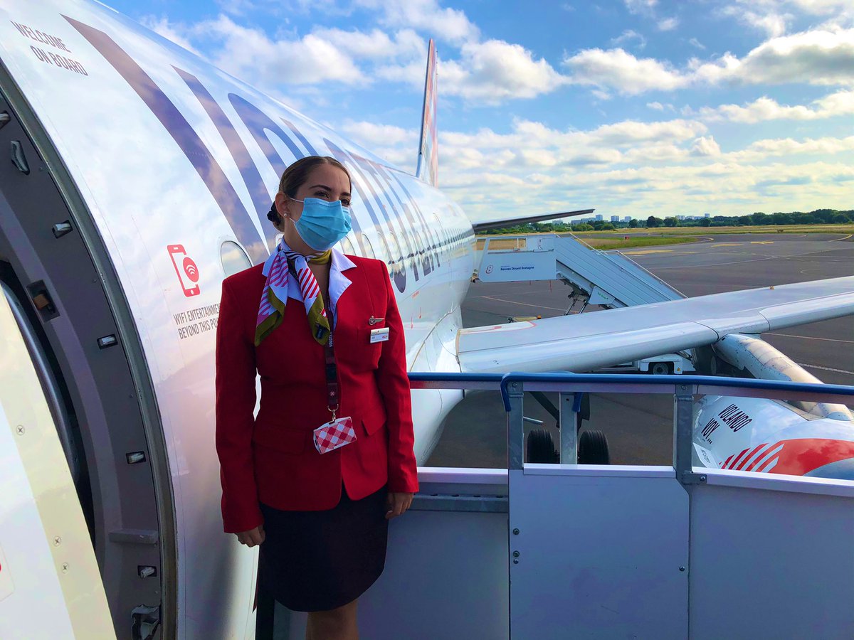 LuciaRgrh22's tweet photo. Si te gusta algo ... ¡¡¡ H A Z L O  M U C H O !!! ✈️❤️🤍🤎 https://t.co/NMp6TXViNV