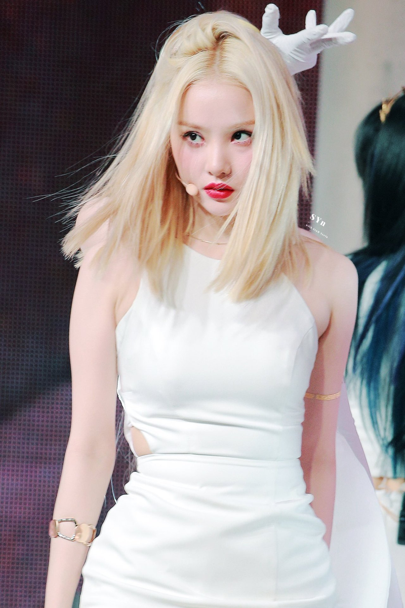 gforeunha's tweet photo. she's so powerful 

© SYn 

#EUNHA #GFRIEND https://t.co/hlcZhVyOpa