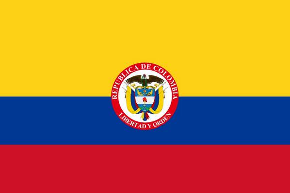 DeepSageApp's tweet photo. La bandera con el escudo y letras doradas es la presidencial solo es usada por el presidente de la República.

La que tiene sólo el escudo es la bandera de guerra

La bandera sin escudo es la bandera civil la que debemos izar los colombianos en todo acto protocolario https://t.co/0FXNcW3M6l