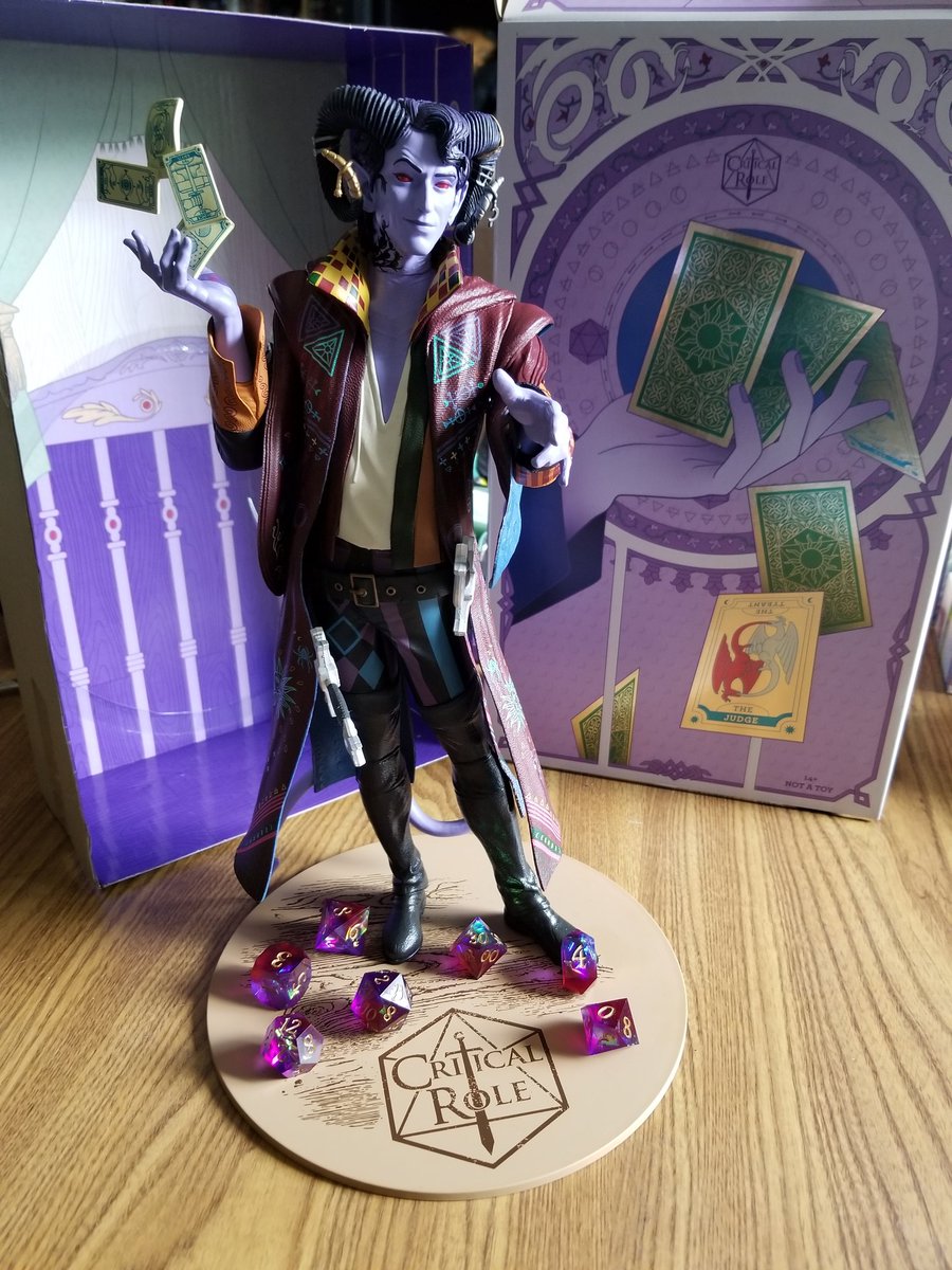MystiNin's tweet photo. What to do with new @CriticalRole Mollymauk merch? Impromptu photoshoot with some themed handmade click clacks, of course.
Beautiful dice are "Circus Man" by @fireboltdice
#CriticalRole #executivegoth #mollymauktealeaf #fireboltdice https://t.co/5EnmMFiq86