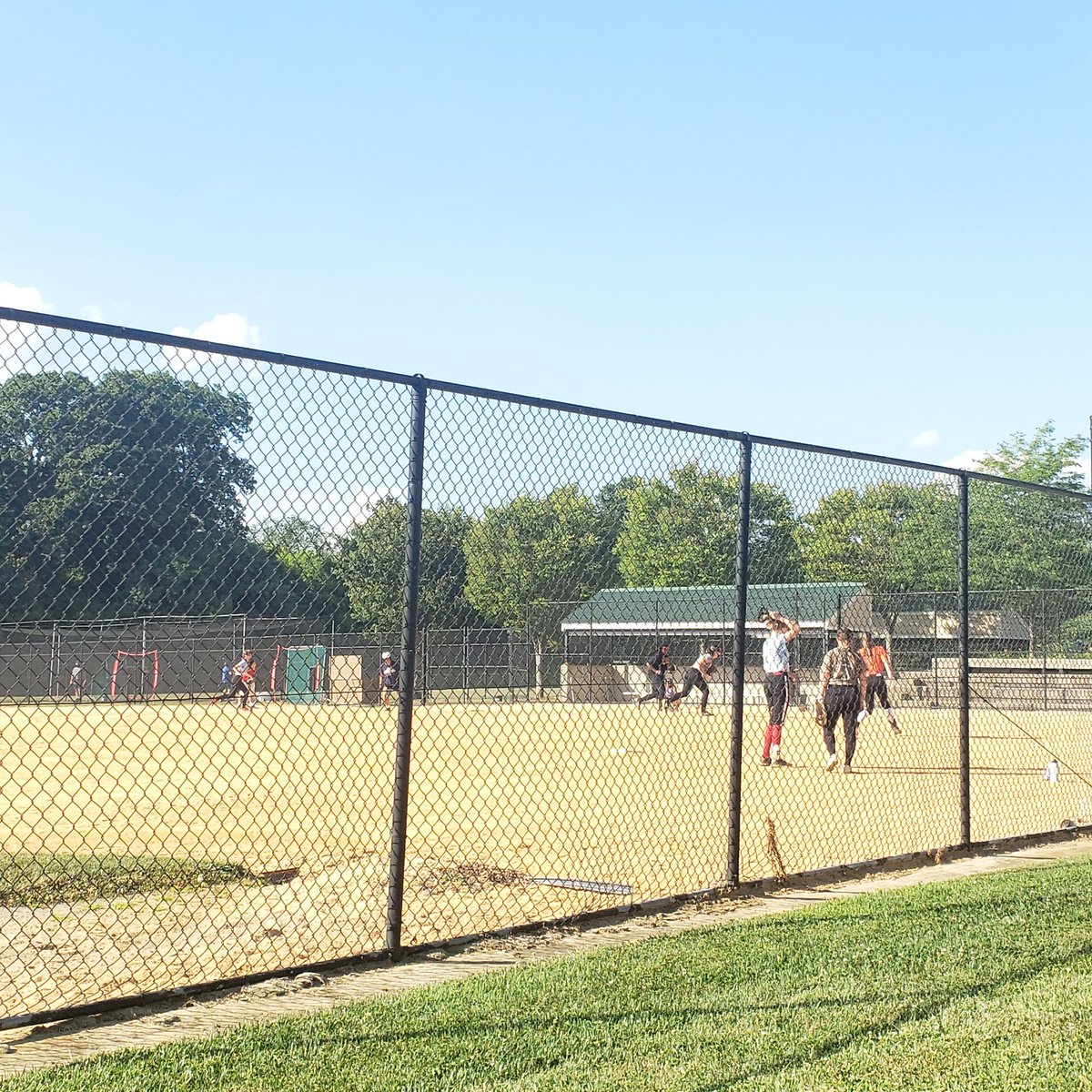 CharlesCtyElite's tweet photo. #OurCurrentSituation
@NazaraMuhammad
@ElizabethSeton
#Softball23🥎
#CharlesCountyEliteProduct💙💛 https://t.co/ysAEFIeF5K