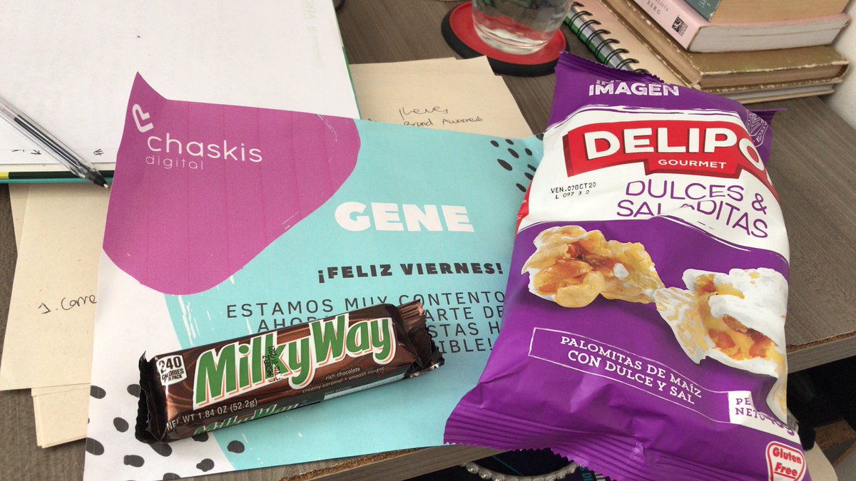 GenesisNavarroo's tweet photo. ¡Me encanta mi lugar de trabajo! Hoy nos enviaron merienda a todo el #TeamChaskis me declaro Chakis Lover💓 @digitalchaskis #FelizViernesATodos https://t.co/qPbpyagJub