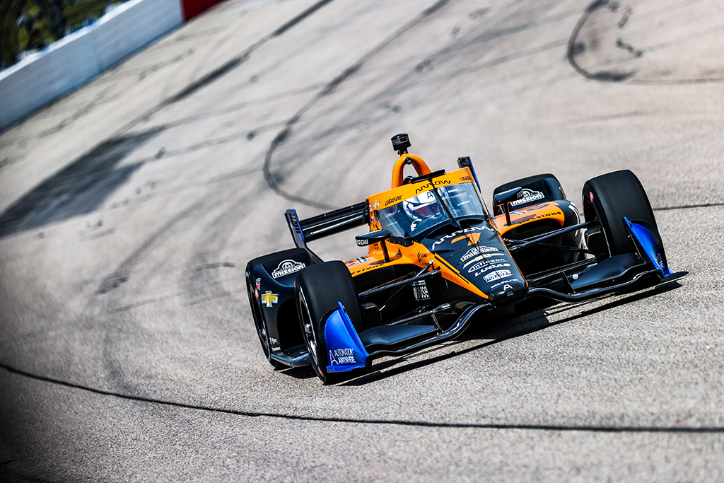 ArrowMcLaren's tweet photo. Race 1's starting grid at @iowaspeedway is set and we are ready to race!

@PatricioOWard ➡️ P8
@Oliver_Askew ➡️ P14 https://t.co/d1i2jlqSo6