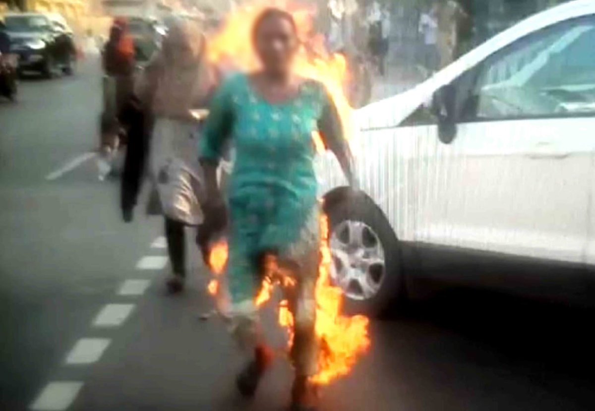 What must have been the level of harassment from goons and level of apathy and indifference from the police in Uttar Pradesh that a mother-daughter duo from Amethi set themselves on fire in the heart of Lucknow. Shocking, shameful and deeply disturbing.....