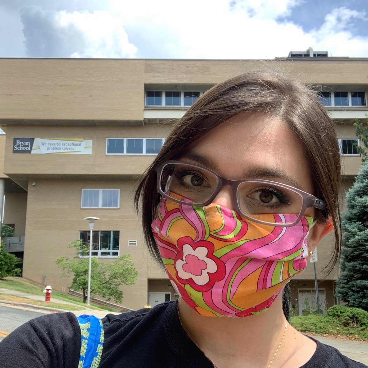 LorissaPagan's tweet photo. Packing up the office today. No longer will the Bryan School be my second home. :( https://t.co/Lg6XU1xeQX