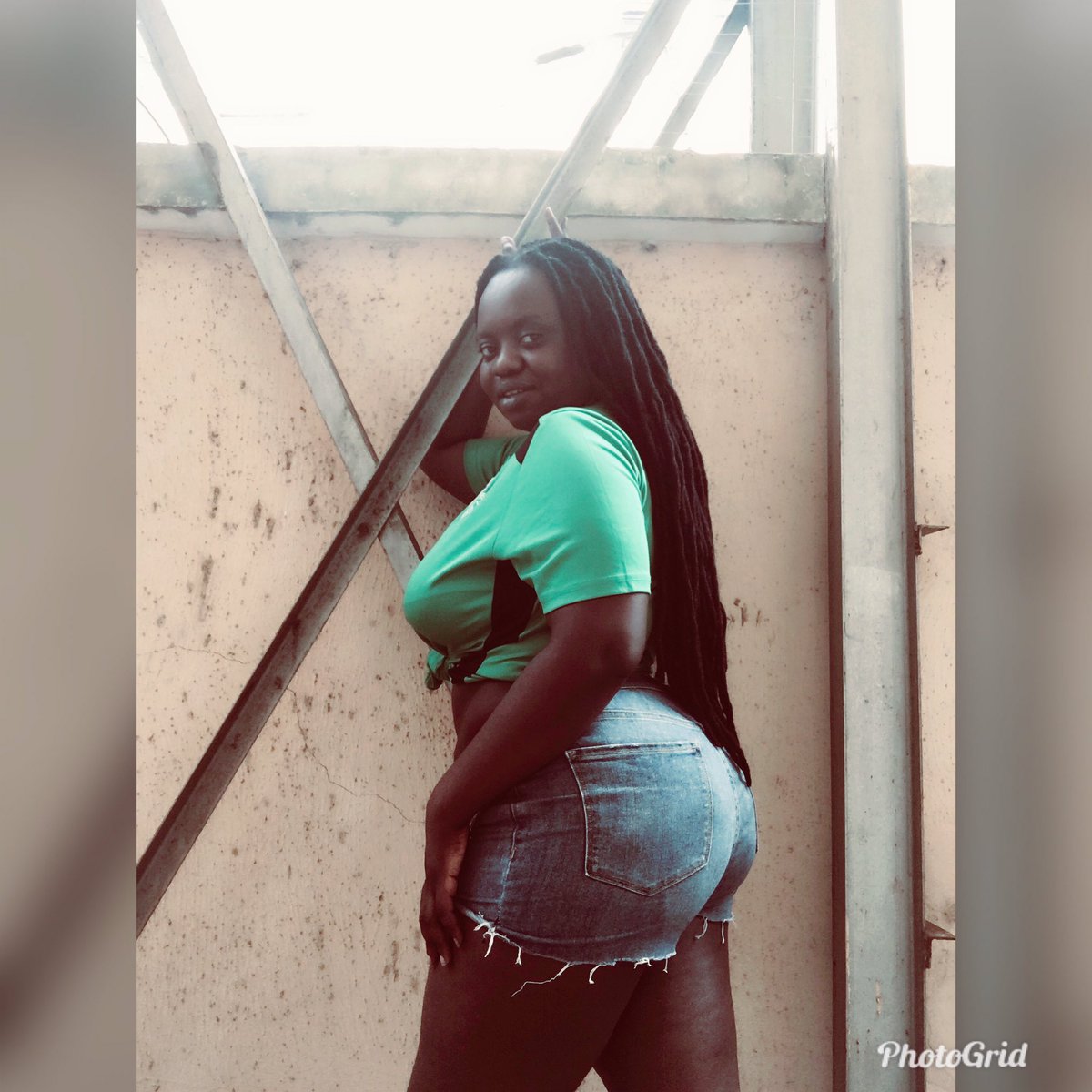 Iyawosenator's tweet image. #backyardShenanigans...