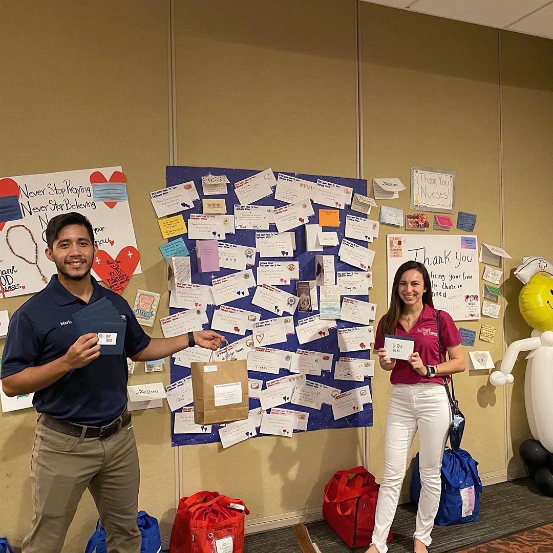 exploremcallen's tweet photo. Special shoutout to the @MissionTerryPT crew for dropping off thank-you notes &amp; treats to the group of nurses staying @DoubleTreeRGV!

The @DoubleTreeRGV is hosting a number of out of town nurses who have come to help at our hospitals which are currently at capacity.(1/2) https://t.co/5Cx3ZwkRdS