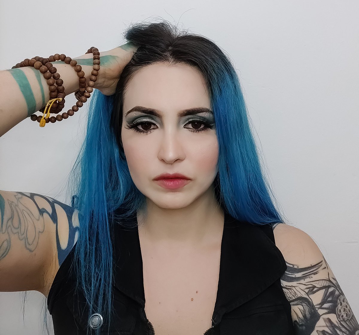 AirliaEco's tweet photo. Instagram y YouTube https://t.co/yjYYaMX0eE
#makeup #makeupartist #makeupideas #maquillaje #maquillajediferente #makeupcolours
#veganmakeup #veganlife #makeupvegan #maquillajevegano #makeupaddict #tattoogirl #girltattoo #bluehair https://t.co/giYymfM35M