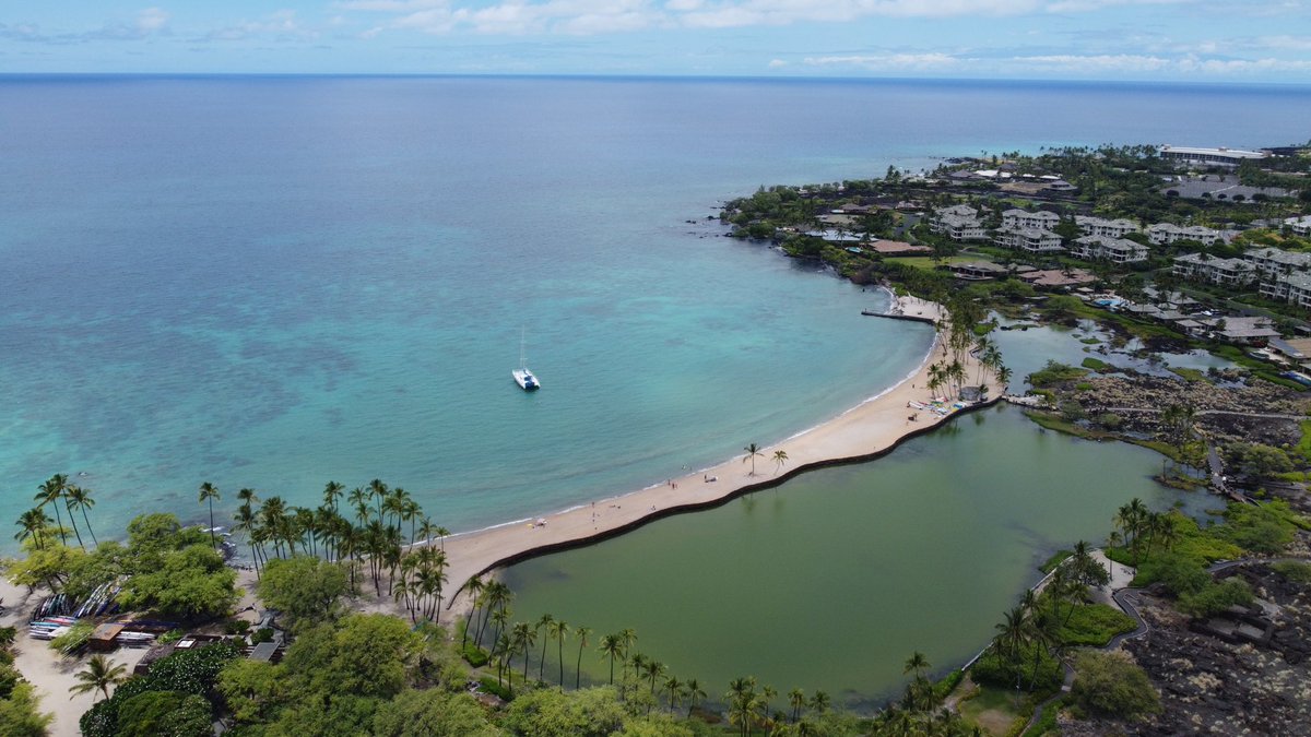 KonaHomeTeam's tweet photo. Beautiful day in Hawaii #drone #minimavic #hawaii #lavalavaclub https://t.co/EemNo2vV4Q