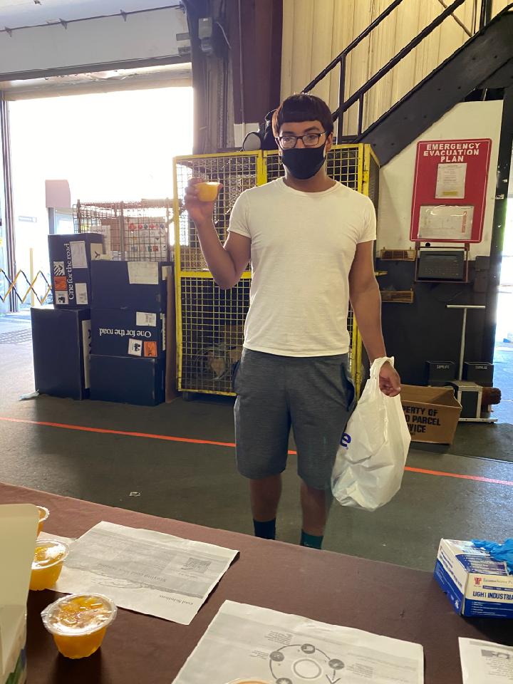 CtFeeders's tweet photo. @safetyfirstNED @KurtMarxSafety @MarcCaputoNED Stratford Twi with fruit cups and more information on how to stay hydrated. #nedjuly2020takeaway https://t.co/sN2Ac338i7
