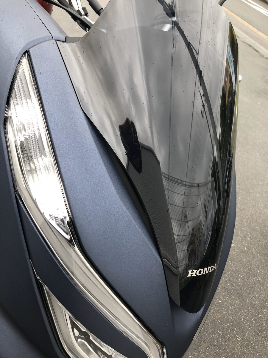 yumi_PCX's tweet photo. 名前:たなかゆみ
年齢:2歳児(๑╹ω╹๑ )
愛車:PCX125
好き:バイク,ご飯,お酒,お布団
野望:小型AT限定解除してYZF-R25に乗りたい✨
一言:フォローしてくれたら返します！

#バイク乗りとして軽く自己紹介
#バイク好きと繋がりたい
#バイク乗りと繋がりたい
#バイク女子と繋がりたい
#PCX乗りと繋がりたい https://t.co/Efi0V3sakH