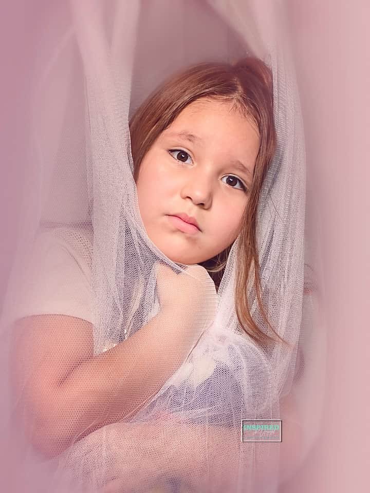 Kimiinspired's tweet photo. Which edit? #photography #photographer #kidpics #2020 #texasphotographer #shadesofpink #simplestudio #megbitton #thankyou https://t.co/OLXe8yGiH5