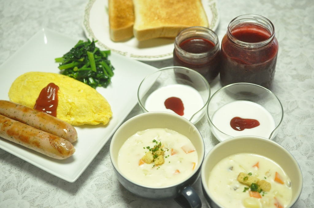 Debutousan 7月18日の朝ご飯 クラムチャウダー オムレツ ソーセージ ヨーグルト 今日の朝ご飯 朝ご飯 Twiitter家庭料理部 男料理 お父さん料理 お腹ペコリン部 料理男子 Breakfast 早餐 아침식사 Debutousan T Co Fjgu248p3w