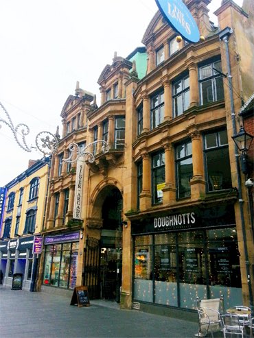 jiujitsuze's tweet photo. Missing my hometown and celebrating it from afar. Such great memories of this beautiful city and a musical youth well spent. #WeAreLeicester #togetherinhope #PrincessCharlotte #Alcatraz #SilverArcade #Rockaboom #cheapsidedonuts #StudentUnion #NewWalk https://t.co/84sJFKGp3i