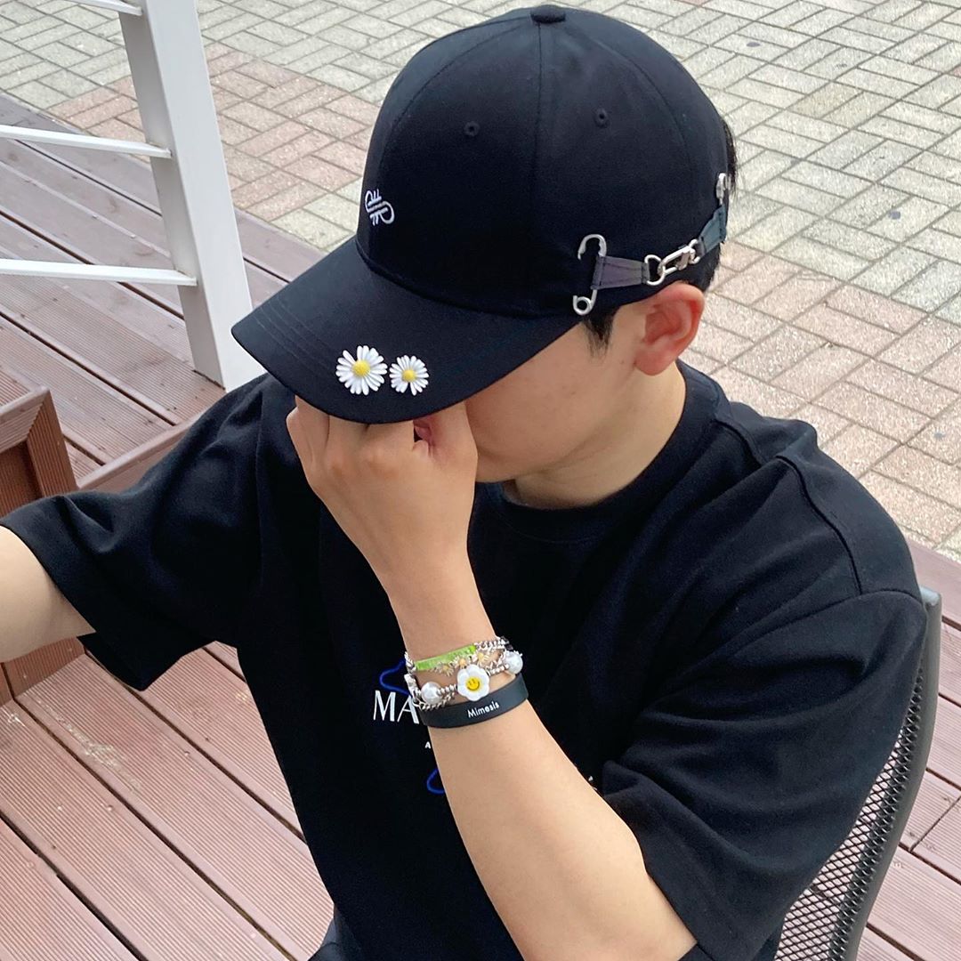 _pindex's tweet photo. PINDEX "Guap" hat original

#pindex #핀덱스

#모자 #스트릿웨어 #브랜드 #패션 #streetfashion #fashion #streetwear https://t.co/gjqawk2kF6