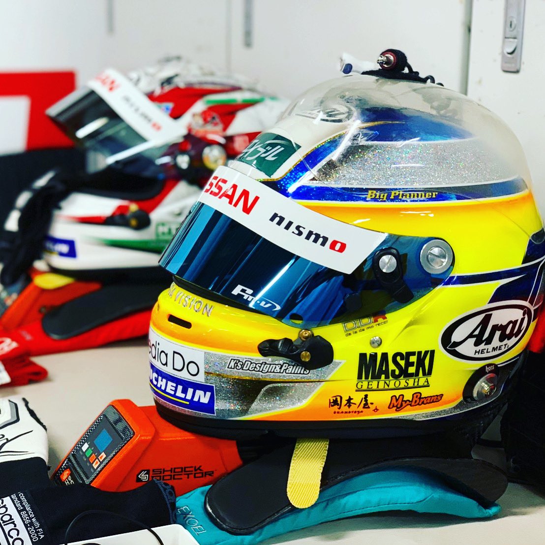 monocolle_shop's tweet photo. Katsumasa Chiyo
CRAFTSPORTS MOTUL GT-R
Super GT Rd.1 FUJI
#supergt #gt500 #nissan #nismo #fmvvisor #exgelmotorsport #helmet #racingdriver #motorsports #gtr #fujispeedway #arai https://t.co/gLXsR9ou9R