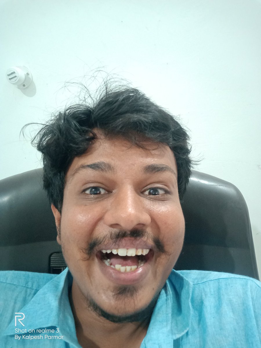 @Clove_Dental #smiles, #contest.
#selfie @Clove_Dental 
-#EEmojiDay  #CloveDental

#EmojiDay2020 #ContestAlertIndia 

@Clove_Dental 

Join
@Rubalsandhu5 
@Rain_Man25 
@PratikSingh_ 
@blessedkamal 
@SapnaChawla84 
@DayalOjha4 
@YashGoy54892506 
@SanjayJ45449140